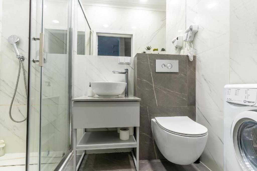 Mennica Residence Apartments Варшава Екстер'єр фото